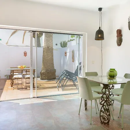 Apartment Casa La Mayor *